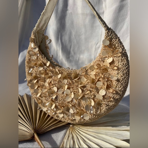 Viral Beige/Neutral Beaded Bag, Moon Shape Shoulder Bag, Handmade NWT Summer Bag - Picture 4 of 5